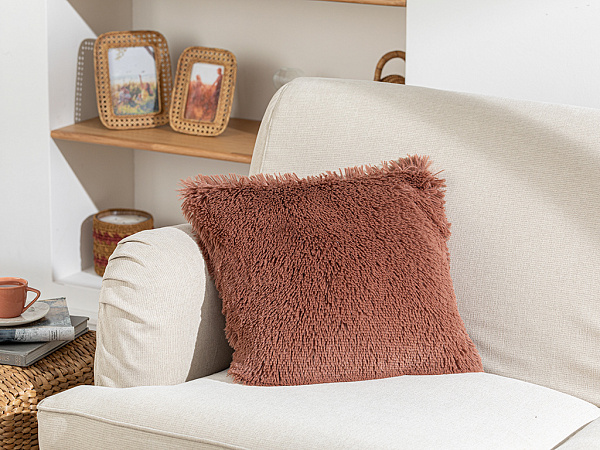 Fluffy Decorative pillow case 45x45 cm
