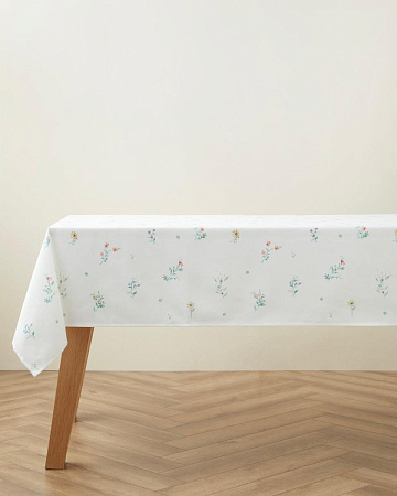Tiny Blooms Tablecloth 145х200 cm
