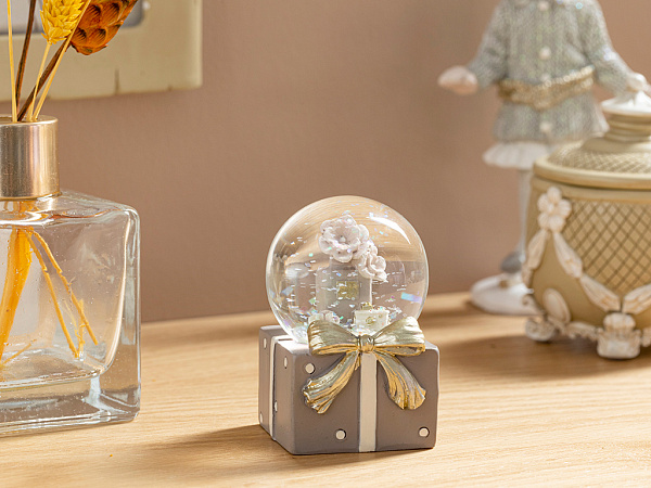 Perfume And Flower Snow globe 4.5х4.5х7 cm