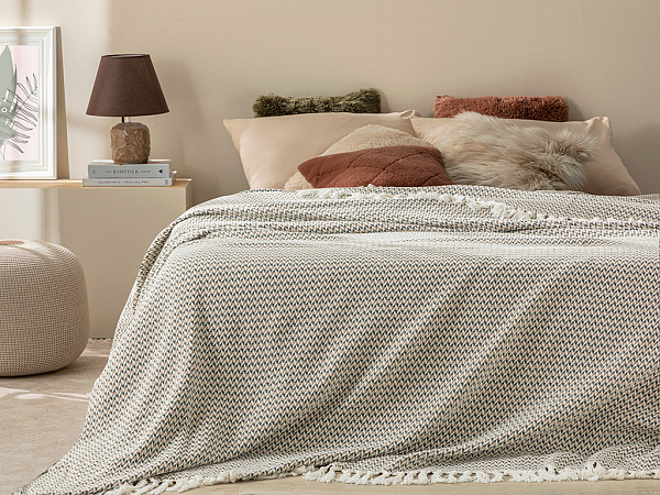 HerrIngbone Bed cover 160х240 cm