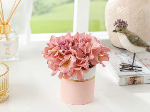 Hortensia Artificial flowers in a pot 13х13х13 cm