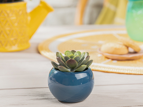 Flower Garden Artificial flowers in a pot 7х7х7 cm