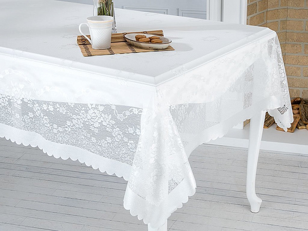 Rose Garden Tablecloth 180х270 cm