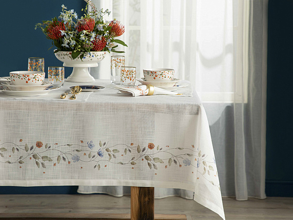 Belleza Tablecloth 150x220 cm
