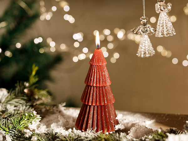 Pine Tree Candle 11х6 cm