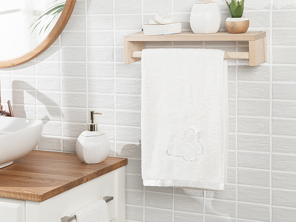 White Butterfly Рушник для обличчя бавовняний 50х80 см