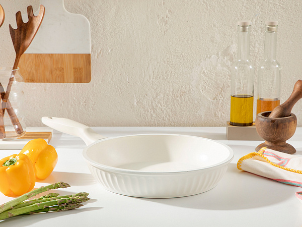 Master Cast Frying pan 26 cm