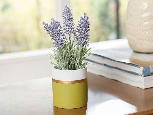 Lavender Artificial flowers in a pot 11х11х18 cm