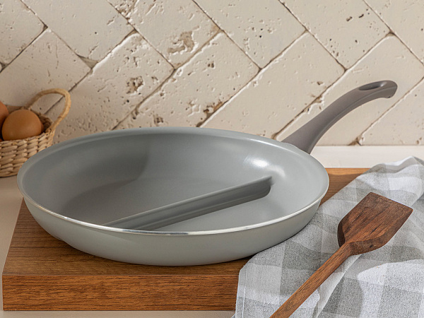 Trendy Frying pan 30 cm