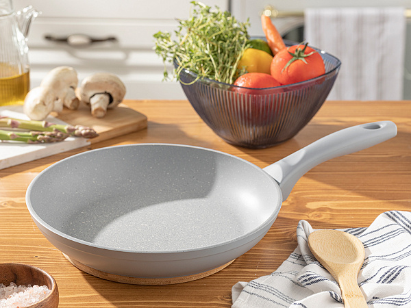 Ava Frying pan 26 cm