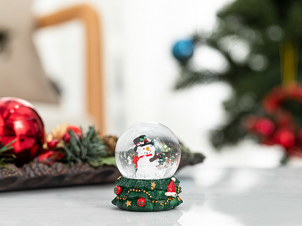 Snowman with Tree Снежный шар 4.5х4.5х6 см