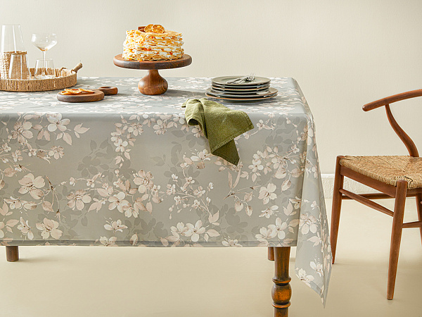Bloom Tablecloth 150x200 cm