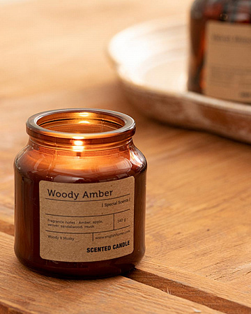 Woody Aroma candle 140 g