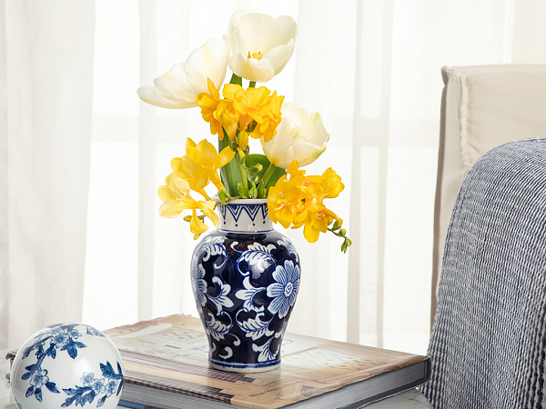 Aurora Vase 10х10х15 cm