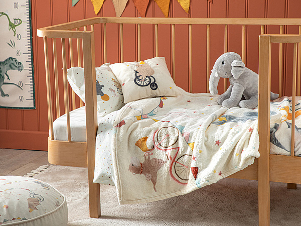 Bebe brand blanket clearance