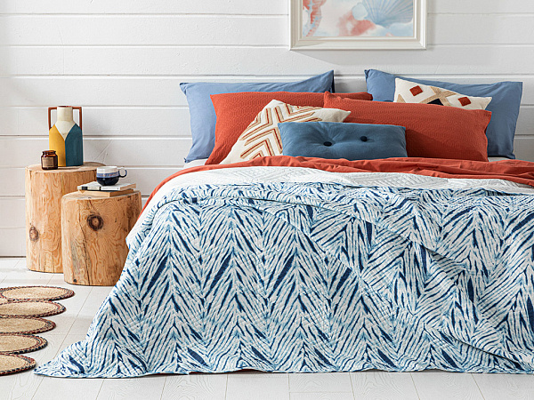 Batik Leaves Bed cover 240х220 cm