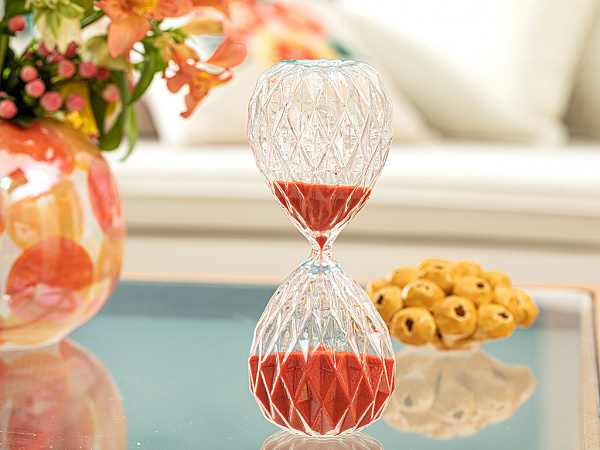 Becca Hourglass 8х8х20 cm 30 min