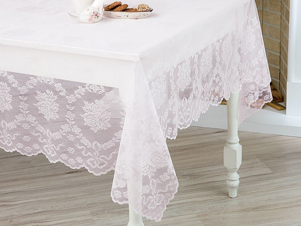 Rose Branch Tablecloth 150х150 cm