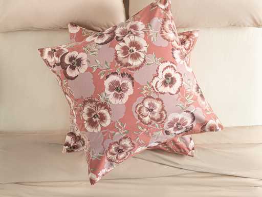 Pansy Bloom Комплект наволочек 65х65 см