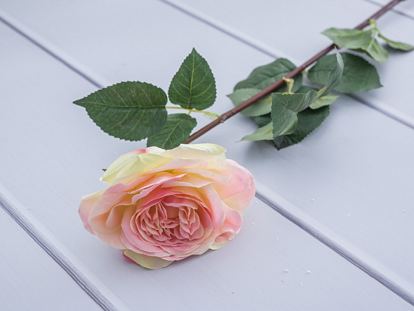 Rosses Artificial flower 93 cm