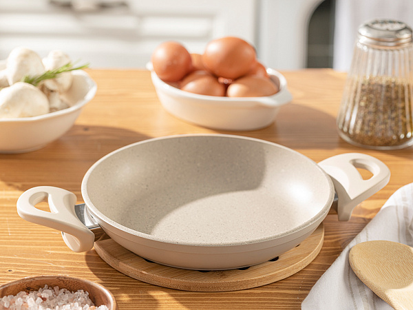 Ava Frying pan 22 cm