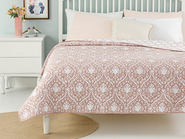 Damask Flowers Bed cover 160х220 cm