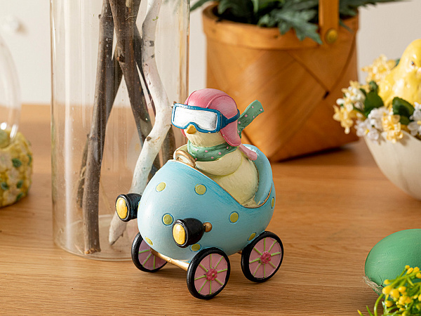 Adventure Statuette 9.5х7.3х11.7 cm