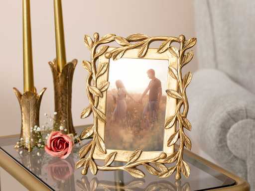 Rosena Frame 18x22.8x1.8 cm