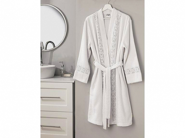 Lacy Bathrobe L-XL
