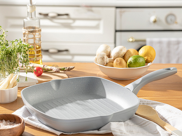 Ava Frying pan 28 cm