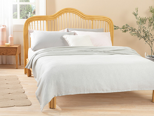 Shaped Простынь пикейная 150х220 см