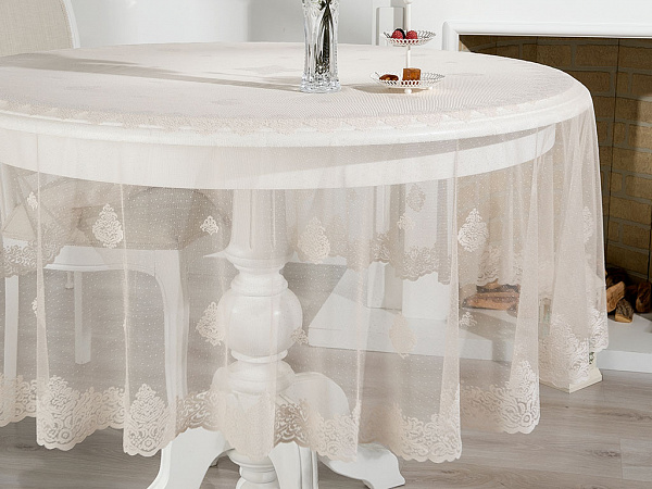 Royal Damask Tablecloth 180x180 cm
