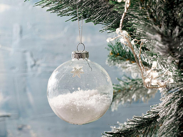 Let it Snow Hanging Accessory 8 cm