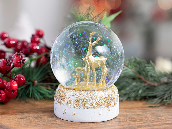 My Deer Снежный шар с LED подсветкой 7х7х9 см