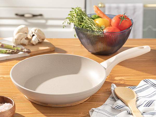 Ava Frying pan 26 cm