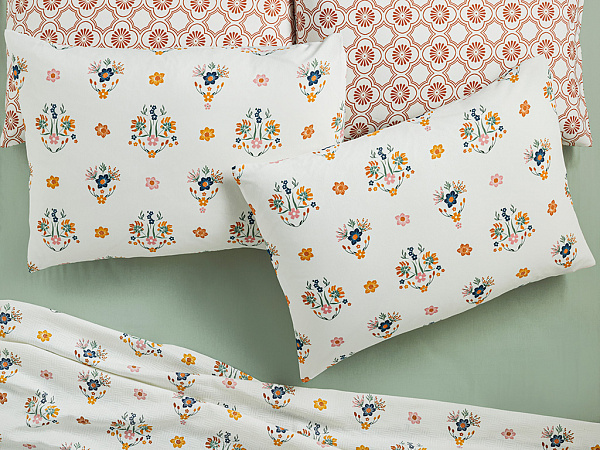 Bloomy Spring Set of pillowcases 50х70 cm